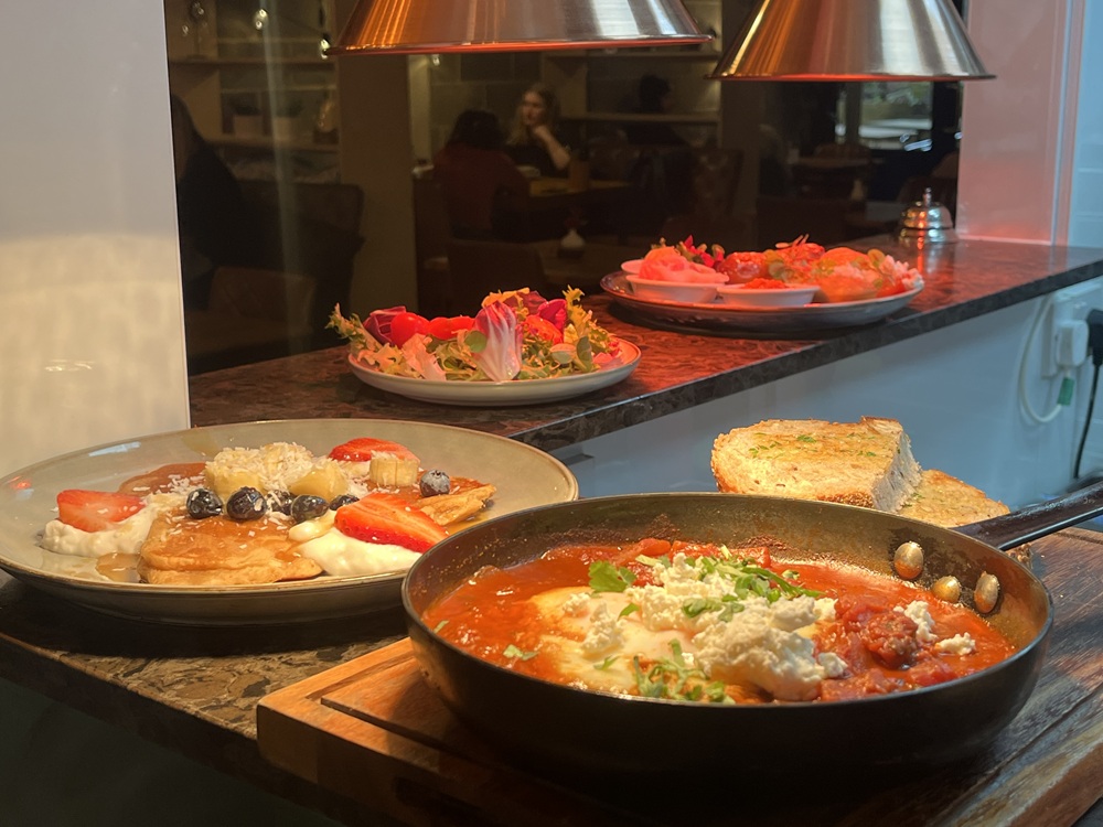 Brunch service at Burnt Umber
