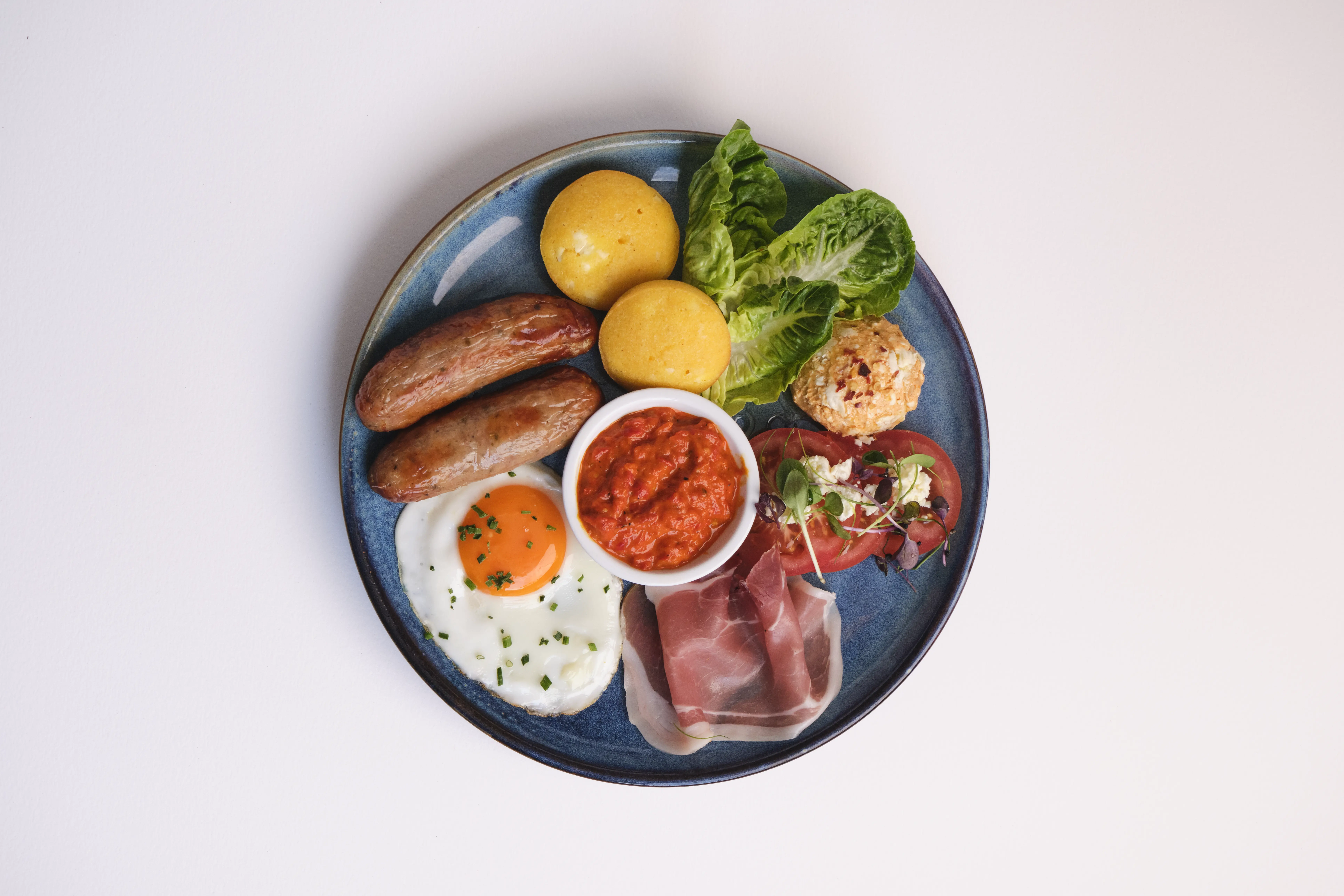 Brunch service at Burnt Umber